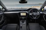 Volkswagen Passat GTE Estate 2019 года (UK)